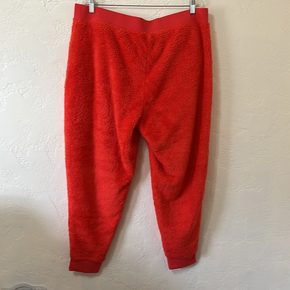 Denim & Co. Active Sherpa Ankle-Length Jogger Size 1X - Picture 5 of 15